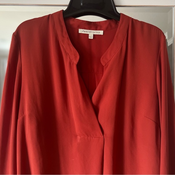 Daniel Rainn Career Top - Picture 9 of 9